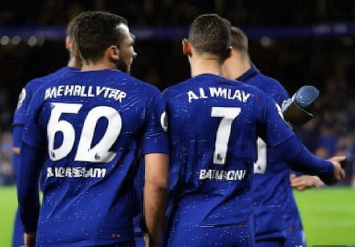 厄德高盛赞切尔西少一人作战展现团队协作与足球比赛韧性